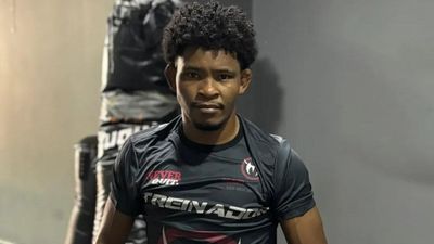 बदहाली और आत्महत्या के ख्यालों को दूर कर कामयाबी की तरफ बढ़ रहा यह शानदार फाइटर