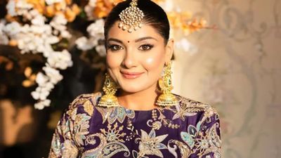 30 साल की फेमस एक्ट्रेस Harshil Kalia की भयानक कार एक्सीडेंट में मौत, डिवाइडर से टकराने पर हुआ ऐसा हाल