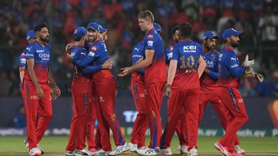 IPL 2026 में 25.20 करोड़ पाने वाले खिलाड़ी को सवाल सुनते ही आया गुस्सा, बीच में ही इंटरव्यू छोड़ भागा! 