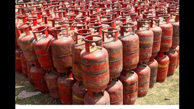 Bihar News: गैस सिलेंडर की कालाबाजारी के खिलाफ राज्यव्यापी अभियान, 293 एलपीजी सिलेंडर जब्त