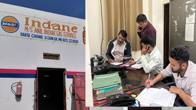 LPG cylinder shortage कालाबाजारी रोकने और होम डिलिविरी को लेकर बड़ा एक्शन, क्यूआरटी गठित, 80 हजार का बैकलॉग