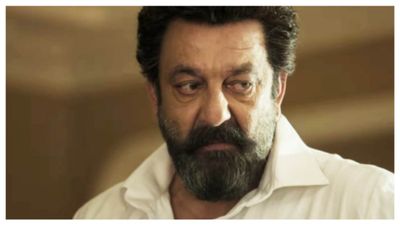 धुरंधर 2 के चौधरी असलम उर्फ संजय दत्त की संपत्ति जान हैरान रह जाएंगे, कहां से करते हैं कमाई?