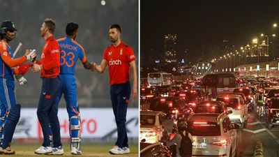 Mumbai Traffic: भारत-इंग्लैंड मैच को लेकर मुंबई में ट्रैफिक अलर्ट, मुंबई पुलिस ने कसी कमर, नई गाइडलाइन जारी