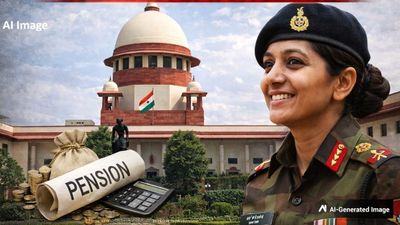 Permanent Commission Case: सुप्रीम कोर्ट से महिला अधिकारियों को मिली राहत, 20 साल की सेवा पर मिलेगी पेंशन