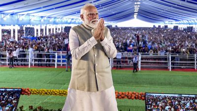 Noida: कल खुलेगा दुनिया का चौथा सबसे बड़ा एयरपोर्ट! PM के लिए सुरक्षा का अभेद्य किला! कब टेकऑफ होगी फ्लाइट?