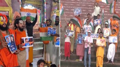 VIDEO: काशी से कन्याकुमारी तक मंदिरों में उमड़ा जनसैलाब, भारत की जीत के लिए फैंस कर रहे पूजा प्रार्थना 