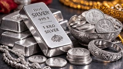 Silver Price Today: चांदी ने दिया झटका, अचानक ₹11,250 हुई महंगी, अब आपके शहर में ये है 100 ग्राम सिल्वर रेट