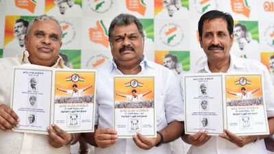 Tamil Nadu Elections 2026: टीएमसी चीफ जीके वासन ने जारी किया मैनिफेस्टो, किसानों-महिलाओं के लिए बड़े ऐलान