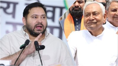 Bihar Politics: तेजस्वी बोले-‘जनता के साथ धोखा, BJP ने नीतीश को हाइजैक किया’, अब कौन बनाएगा बिहार में सरकार?