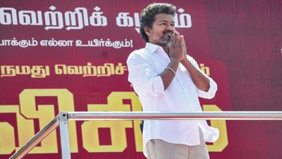 Tamil Nadu Election Vijay: द्रविड़ किले को ढहा पाएंगे विजय? बिना संगठन की पार्टी TVK उड़ाएगी सबकी नींद!