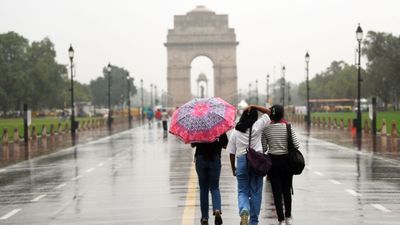 Weather Delhi-NCR: दिल्ली वालों के लिए गुड न्यूज! अचानक बदलेगा मौसम, IMD ने जारी किया बारिश का अलर्ट