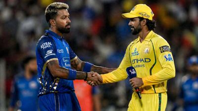 Aaj Ke Match Ka Toss Kon Jeeta 23 April: MI vs CSK- दोनों टीमों में किन प्लेयर्स की वापसी, कौन जीता आज टॉस