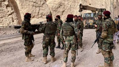 Afghanistan Army Attack: अफगान सेना ने पाकिस्तान में घुसकर किया अटैक, 3 सैनिकों की मौत, कई चौकियां राख!