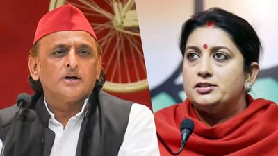 'सास भी कभी बहू वाली तो हार गई', महिला आरक्षण पर चर्चा के दौरान अखिलेश यादव ने स्‍मृति ईरानी पर कसा तंज