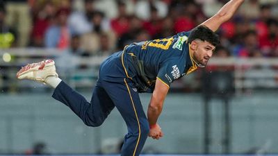 IPL 2026: अशोक शर्मा 154 की स्पीड से गेंद डालकर बने टॉप गेंदबाज, इस सीजन के 5 सबसे तेज गेंदबाजों की लिस्ट