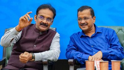 Ashok Mittal: राघव चड्ढा की जगह डिप्टी लीडर बनते ही ED के रडार पर आए AAP सांसद, अशोक मित्तल के ठिकानों पर रेड