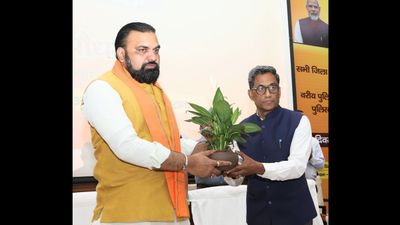 Bihar News: पंचायतों में महीने के पहले और तीसरे मंगलवार को अधिकारी सहयोग शिविर लगाकर लोगों की समस्याओं का समाधान 30 दिनों के अंदर करें: मुख्यमंत्री