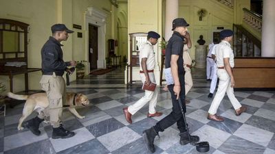 Bihar Legislative Assembly: विधानसभा की सुरक्षा में बड़ी सेंध? ईमेल से मिली बम से उड़ाने की धमकी