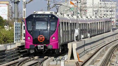 Delhi Aaj Kya Khula Kya Bandh: गुड फ्राइडे पर बैंक-स्कूलों की छुट्टी, दिल्ली में क्या खुला क्या बंद?