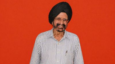 IPL के बीच भारतीय खेल जगत में पसरा मातम, पूर्व दिग्गज खिलाड़ी का हार्ट अटैक से हुआ निधन
