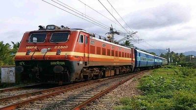 Special Trains: दिल्ली से UP-Bihar के लिए चलेंगी स्पेशल ट्रेनें, चेक करें रूट, टाइमिंग और पूरा शेड्यूल