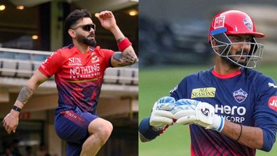 Aaj IPL Mein Kiska Match Hai: पावरपैक शनिवार में आज दो मुकाबले, किन टीमों के बीच होगी धमाकेदार टक्कर?