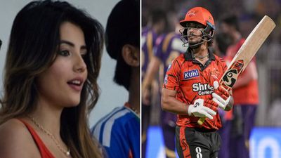 IPL 2026: कप्तान ईशान किशन हुए OUT स्टैंड्स में छाई खामोशी! 'बिहारी बाबू' की गर्लफ्रेंड का टूटा दिल? 