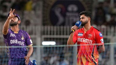 KKR vs PBKS Toss: केकेआर-पंजाब किंग्स मैच में टॉस कौन जीता? किस टीम में हुआ बड़ा बदलाव