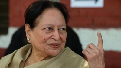 Mohsina Kidwai का 94 उम्र में निधन, कांग्रेस की दिग्गज नेता बनीं थीं आजमगढ़ की पहली महिला सांसद 