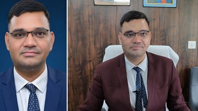 IAS Rinku Singh Rahi ने क्यों लिया इस्तीफा वापस? पिता आटाचक्की चलाते थे-बेटे ने माफिया से गोली खाई, पूरी कहानी