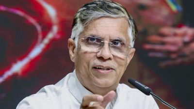 'हिरासत में लेकर अपमानित करेंगे', अग्रिम जमानत याचिका पर SC ने फैसला सुरक्षित रखने पर कांग्रेस नेता पवन खेड़ा