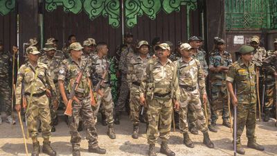 Bengal: पश्चिम बंगाल में ED का बड़ा एक्शन, इन 9 ठिकानों पर रेड से मचा हड़कंप, क्या अब खुलेंगे बड़े राज?