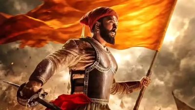 Raja Shivaji Teaser Out: 'राजा शिवाजी' का दमदार टीजर रिलीज, Riteish Deshmukh के लुक ने मचाया तहलका