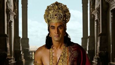 Ramayana Teaser: रणबीर के रूप में साक्षात उतरे राम! कैसा है रावण का लुक? 2 मिनट के टीजर पर क्या बोले लोग