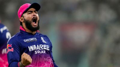 रियान पराग पर BCCI मेहरबान, ई-सिगरेट मामले में सस्ते में छोड़ा, आखिर क्या फैसला आया