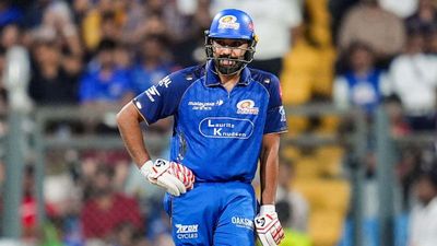 रोहित शर्मा ने बढ़ाई मुंबई इंडियंस की टेंशन, पंजाब किंग्स के खिलाफ मुकाबले से पहले आया अहम अपडेट