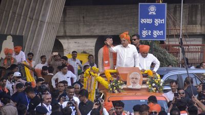 Surat Nikay Chunav Result: भगवा लहराया! BJP ने 120 में से 115 सीटें झटकीं, AAP  सिमटी-कांग्रेस का डब्बागोल 