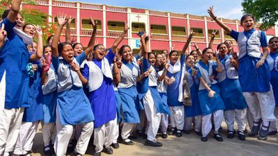 UP Board Result 2026:55 लाख छात्रों की धड़कनें तेज, 25 अप्रैल तक आ सकते हैं यूपी बोर्ड के 10वीं-12वीं के नतीजे