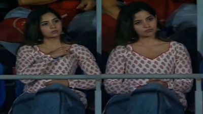 IPL 2026: कैमरा देखते ही खुद को संभालने वाली ये मिस्ट्री गर्ल कौन? दिग्गज क्रिकेटर संग जुड़ा नाम, Video Viral