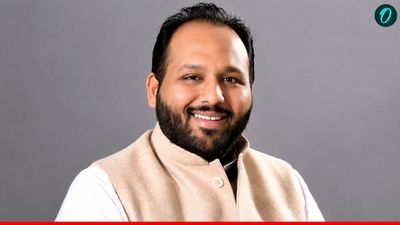 AAP नेता दीपक सिंगला को ED ने किया गिरफ्तार, क्या है ₹155 करोड़ की धोखाधड़ी का मामला?