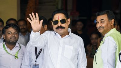 Anant Singh: कोर्ट से दी अनंत सिंह को बड़ी राहत! वायरल वीडियो मामले में टली गिरफ्तारी, अब कब होगी सुनवाई?