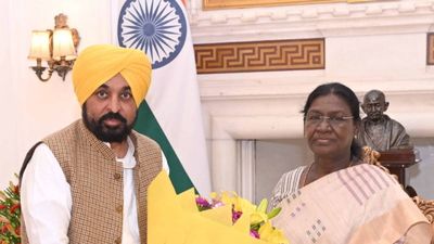 पंजाब मुख्यमंत्री भगवंत मान ने राष्ट्रपति से की सांसदों की सदस्यता रद्द करने की मांग 