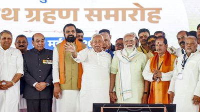 Bihar Cabinet: JDU के 3 और BJP के 5 नए चेहरे कैबिनेट में शामिल, किन पुराने खिलाड़ियों पर सम्राट ने खेला दांव?