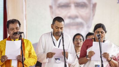 Bihar Cabinet: नीतीश कुमार के बेटे निशांत सहित 3 पूर्व CM के बेटों ने ली शपथ, कौन हैं ये युवा चेहरे?