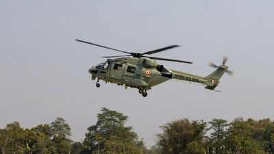 Leh में सेना का हेलीकॉप्टर क्रैश, अंदर थे मेजर जनरल समेत 3 अफसर, फिर जो हुआ वो किसी चमत्कार से कम नहीं!