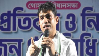 TMC के जहांगीर खान को बड़ा झटका, हाईकोर्ट ने अचानक छीनी सुरक्षा, किसी भी वक्त हो सकती है जेल!