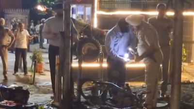 Punjab: जालंधर में CM भगवंत मान के दौरे से पहले जोरदार ब्लास्ट, BSF कैंपस के बाहर स्कूटी के उड़े परखच्चे