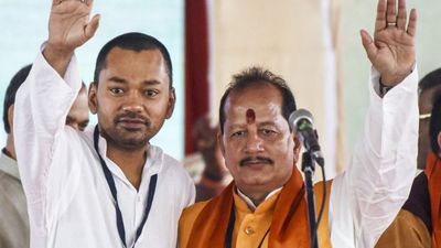 '9वीं फेल ना उठाए इंजीनियर मंत्री पर सवाल', निशांत कुमार के बचाव में आई BJP, तेजस्वी यादव को दिया मुहतोड़ जवाब