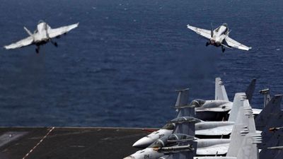 Idaho Air Show Crash: आसमान में आग का गोला बने अमेरिकी नेवी के दो फाइटर जेट, चंद सेकंड पहले कूदे पायलट, Video