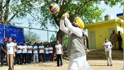 Punjab CM Mann ने युवाओं को दी बड़ी सौगात, आधुनिक खेल मैदानों के प्रोजेक्ट के तहत 250 मैदानों का उद्घाटन